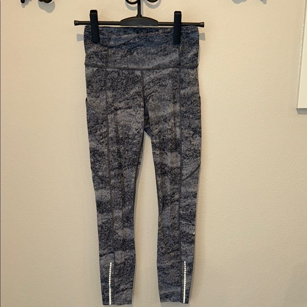 LULULEMON "FAST & FREE" 7/8 TIGHT II NULUX 25" SIZE 4